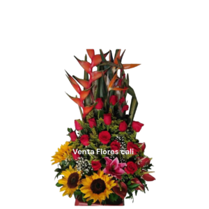 Arreglo floral con girasol y rosas 14