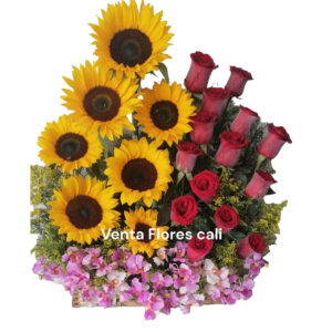 Arreglo con rosas, girasoles y orquídeas 47
