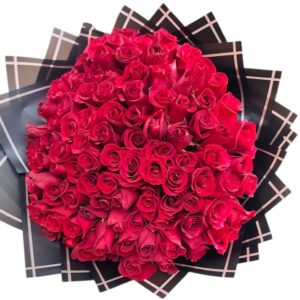 Bouquet buchon con 100 rosas rojas