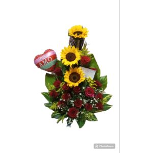 Arreglo con girasoles y rosas 73